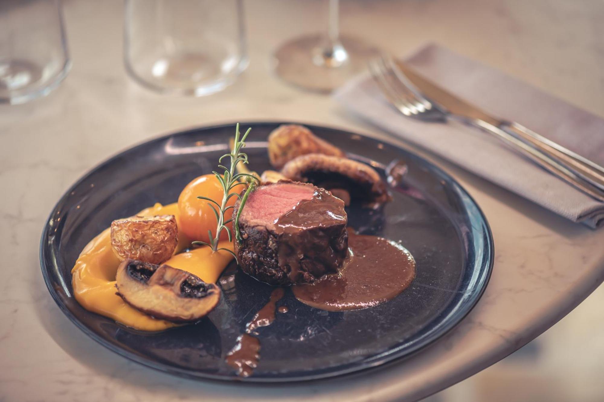Logis Restaurant Le Plantevin Hotel Propiac