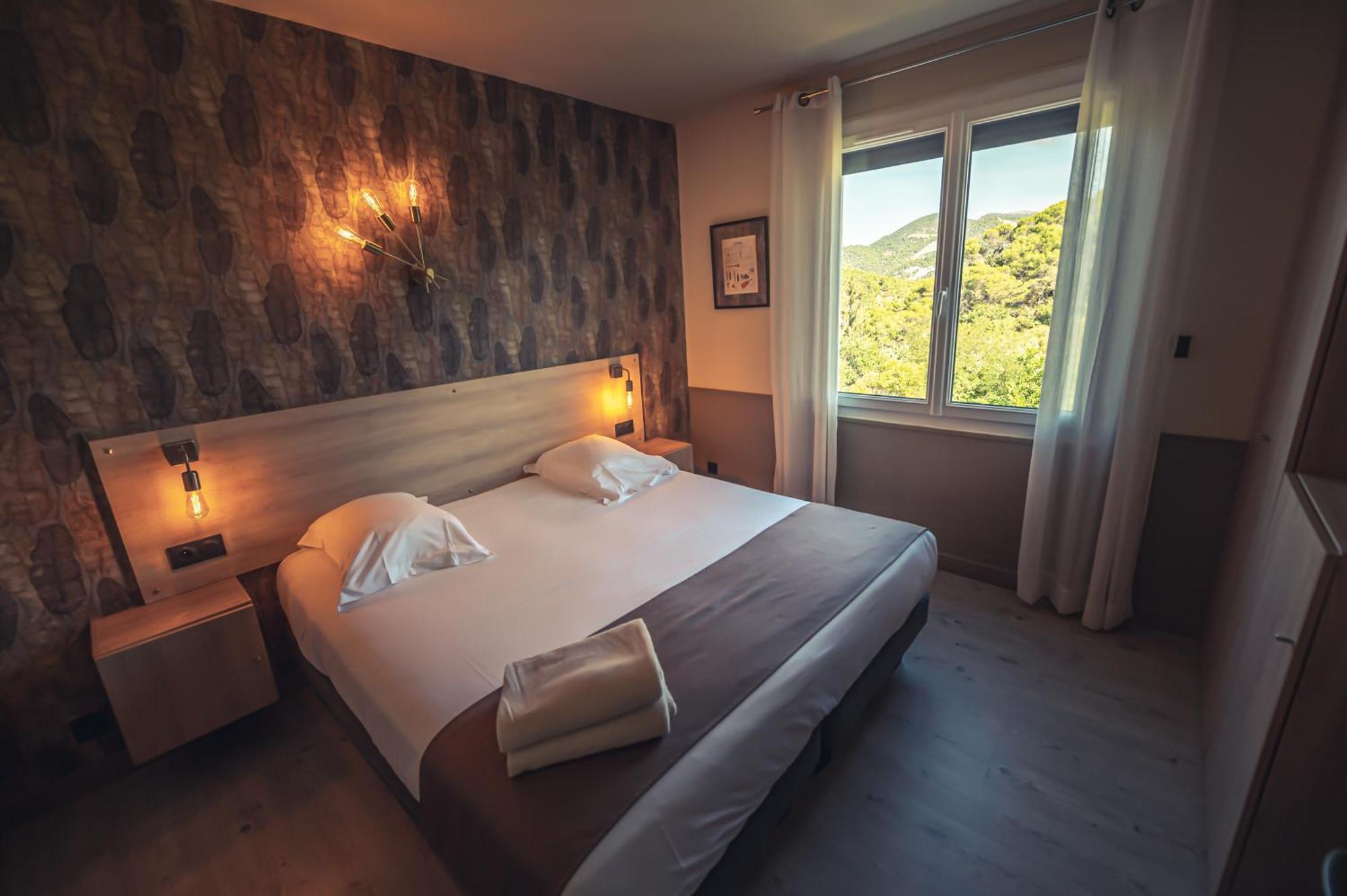 Logis Restaurant Le Plantevin Hotel