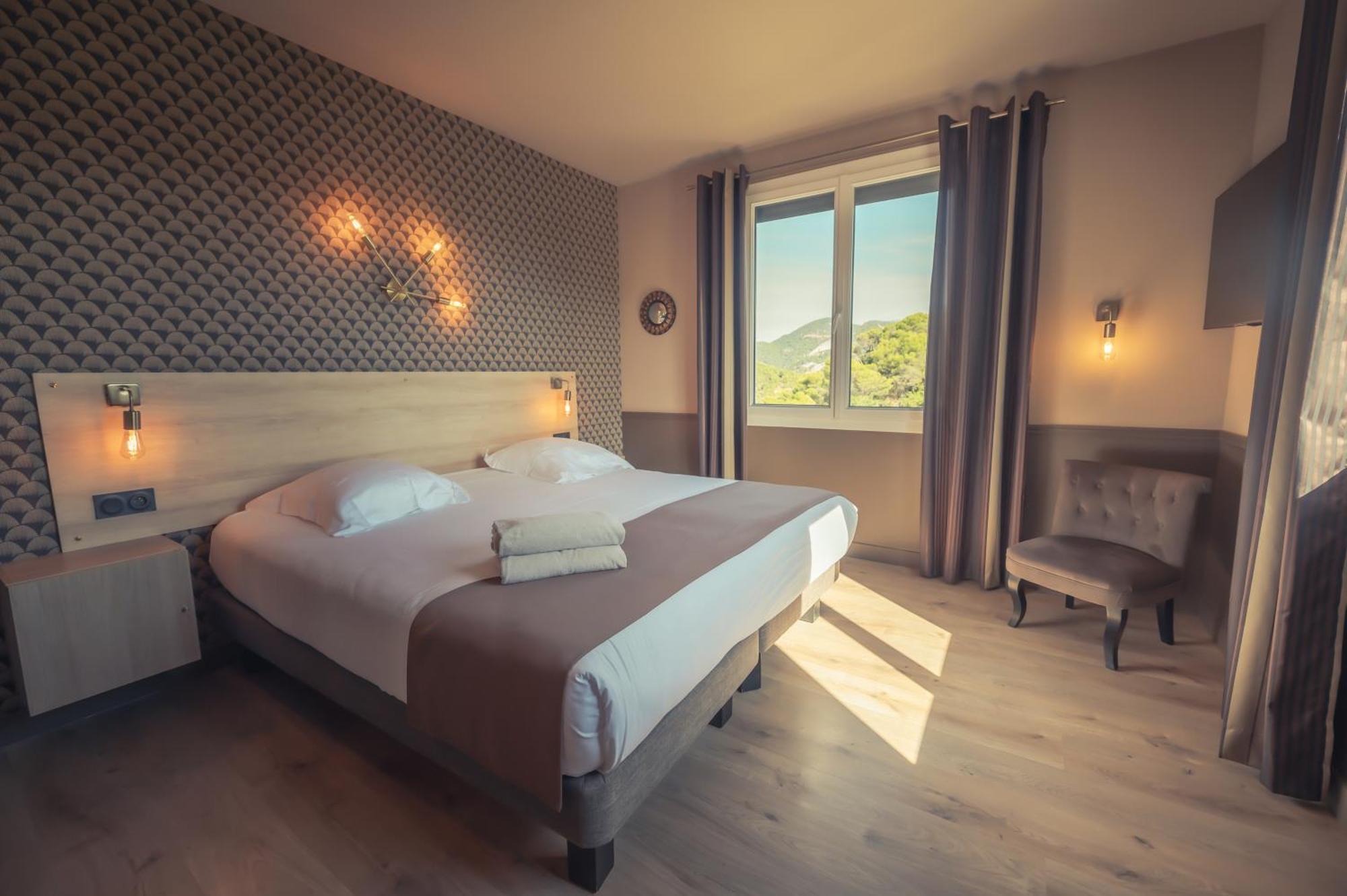 Logis Restaurant Le Plantevin Hotel Propiac